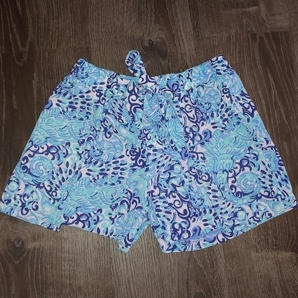Lilly Pulitzer Mylee shorts - Picture 4 of 7